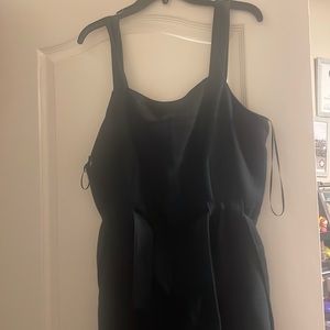 Copper key green and black pantsuit with a belt to tie, no tags but never worn.